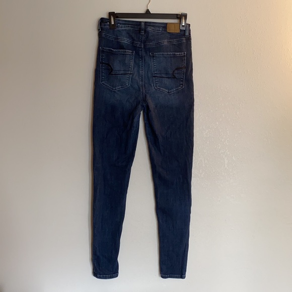 Women’s American Eagle High Waisted Jeans - Picture 2 of 4